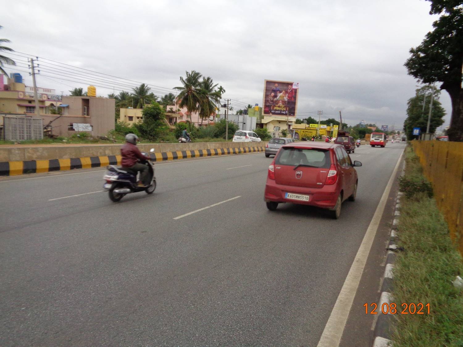 Outdoor Advertising image