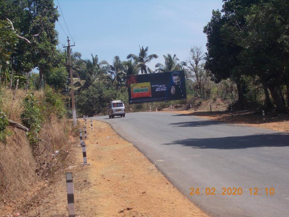 Outdoor Advertising image