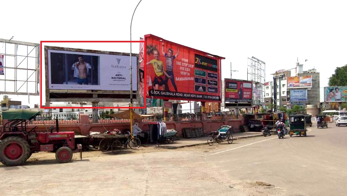 Outdoor Advertising image