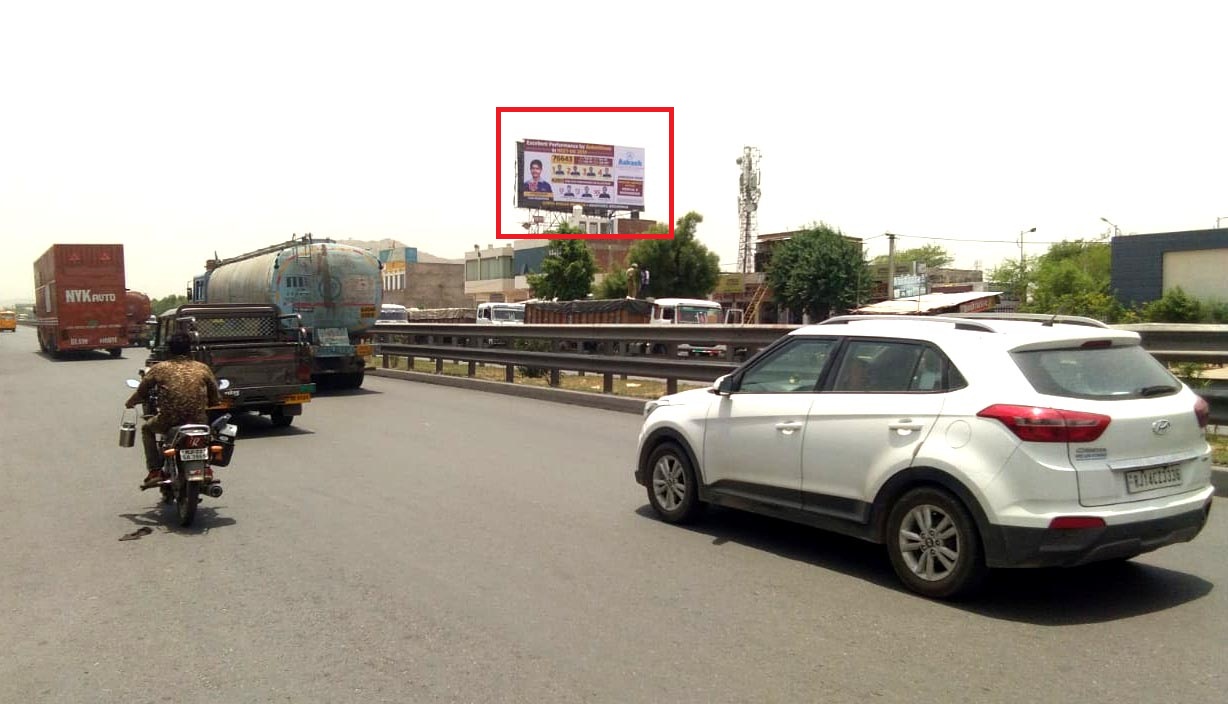 Outdoor Advertising image