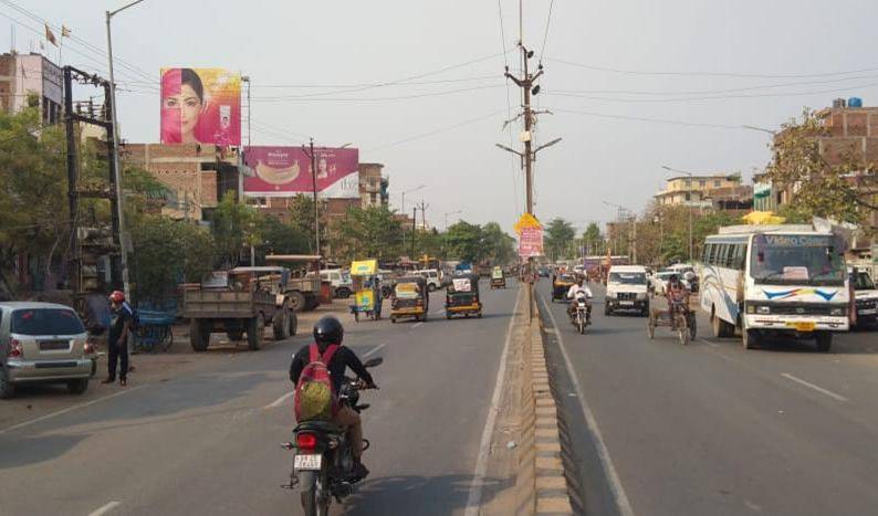 Outdoor Advertising image