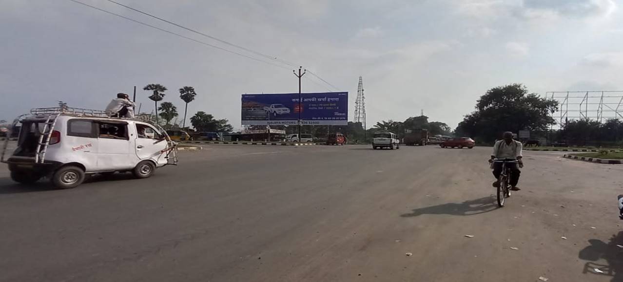 Outdoor Advertising image