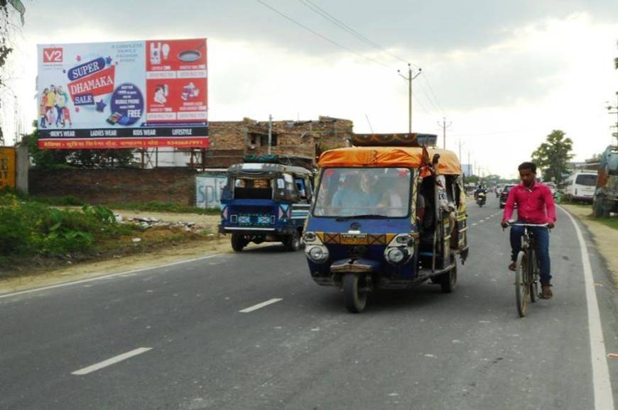 Outdoor Advertising image