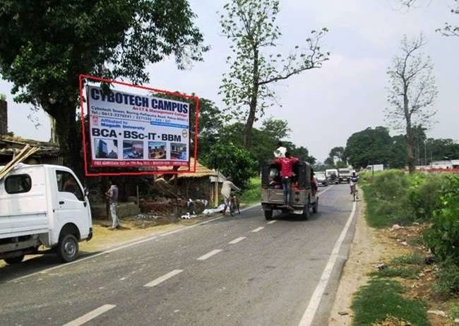 Outdoor Advertising image