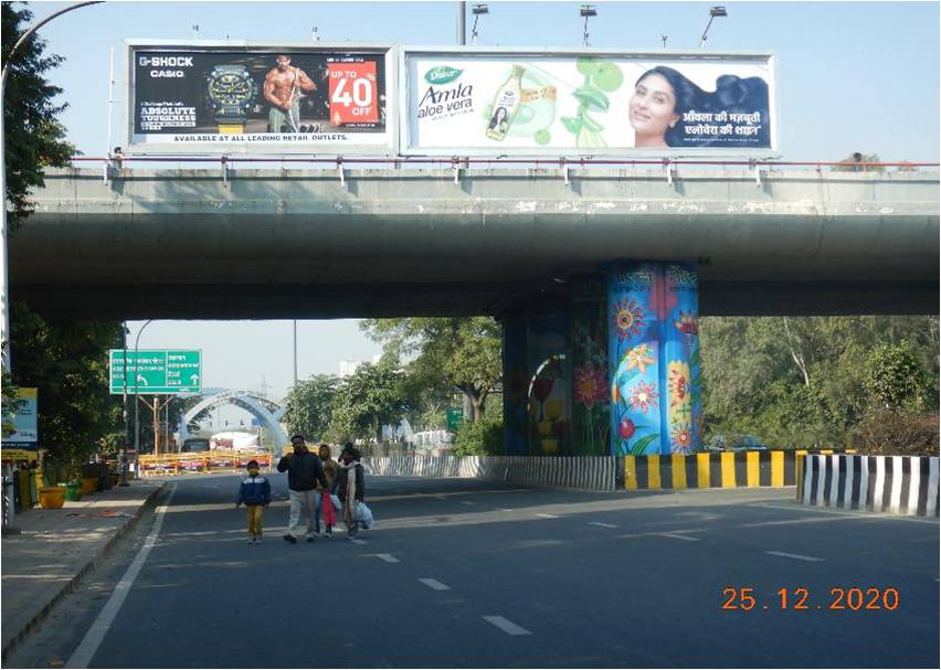 Outdoor Advertising image