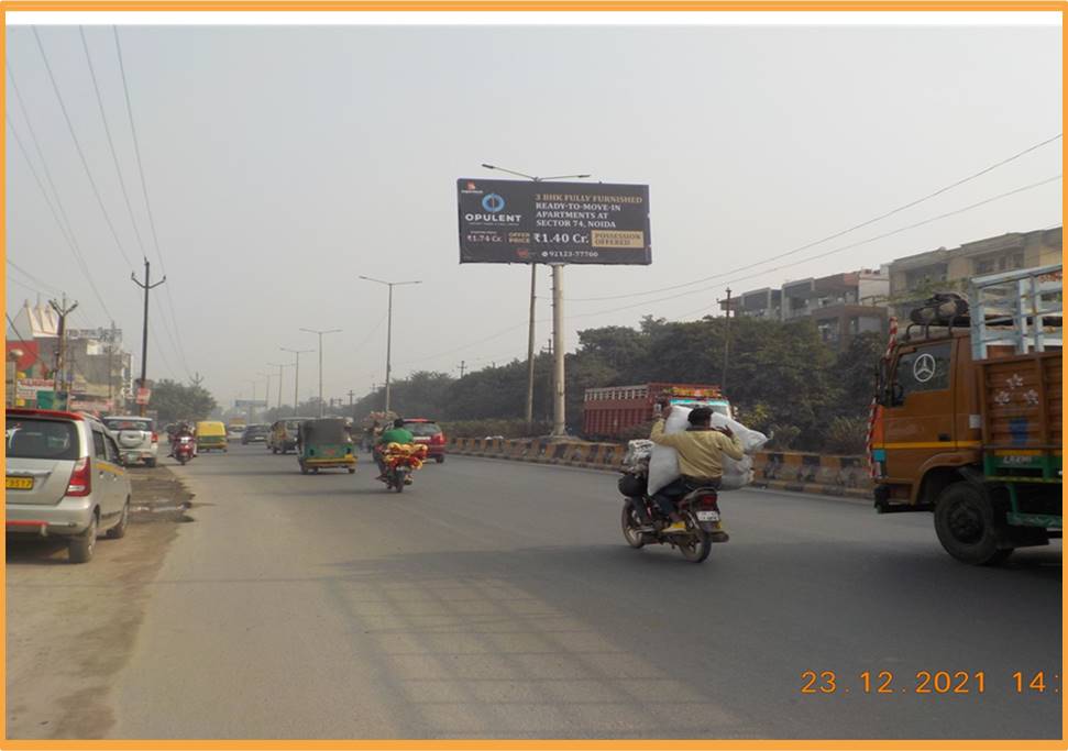 Outdoor Advertising image