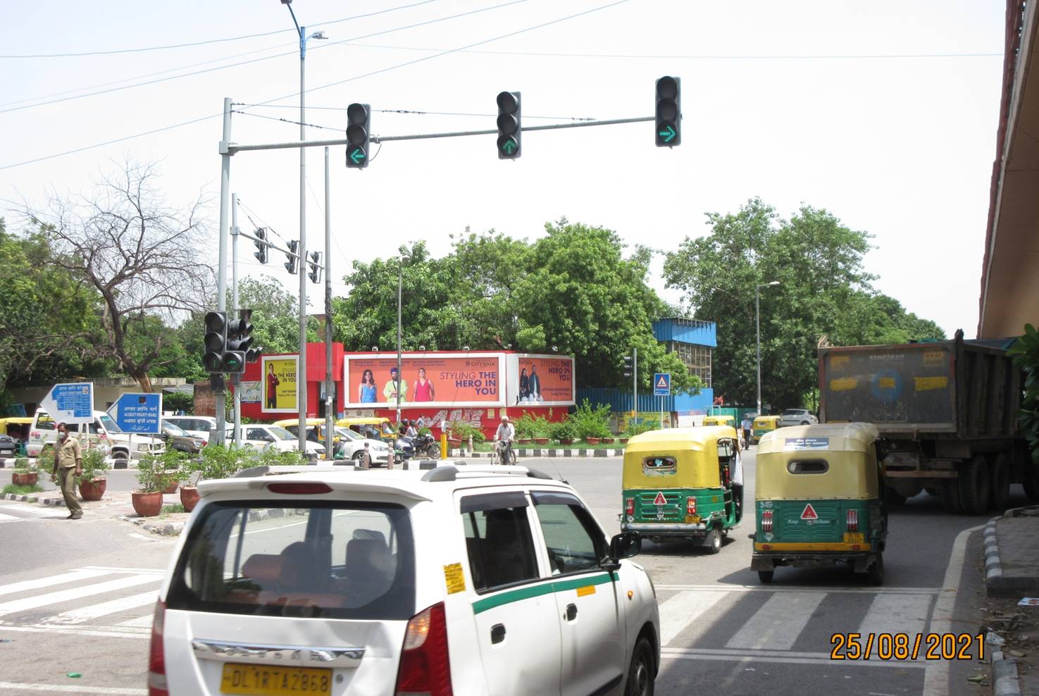 Outdoor Advertising image