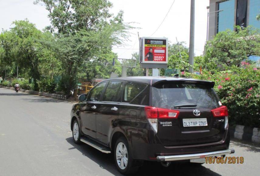 Outdoor Advertising image