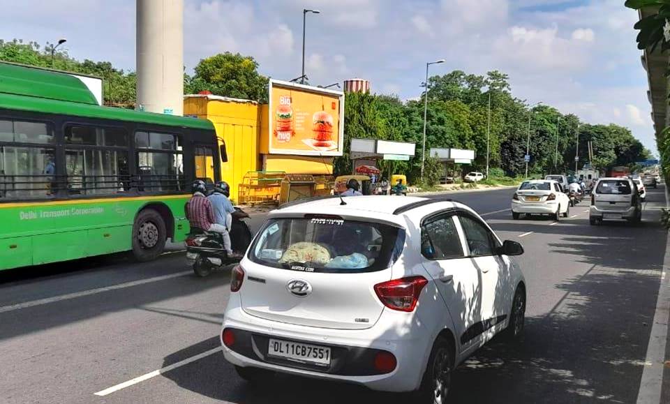 Outdoor Advertising image