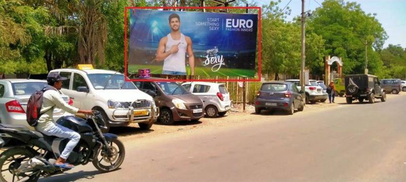 Outdoor Advertising image