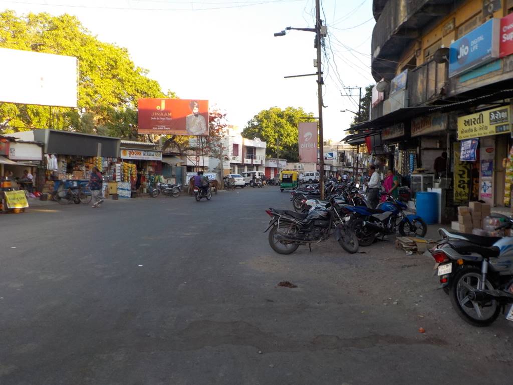 Outdoor Advertising image