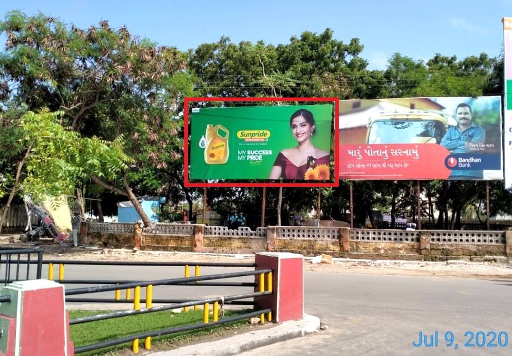 Outdoor Advertising image