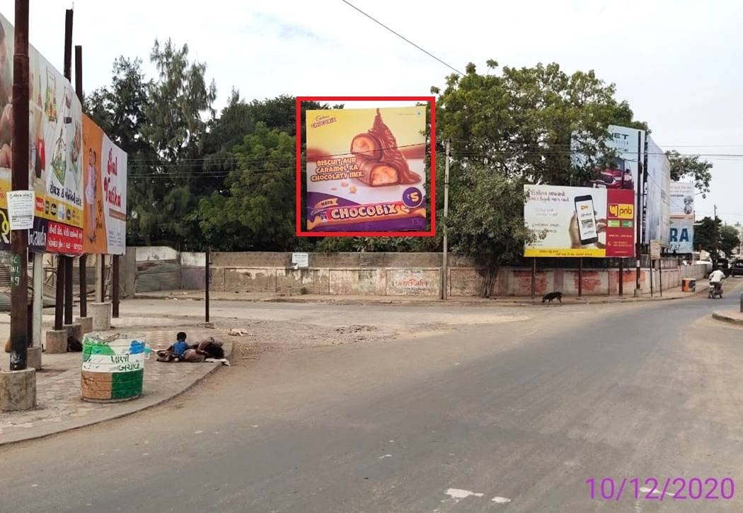 Outdoor Advertising image