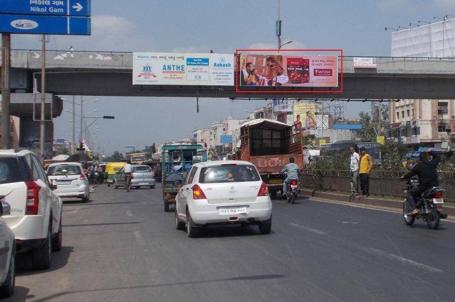 Outdoor Advertising image