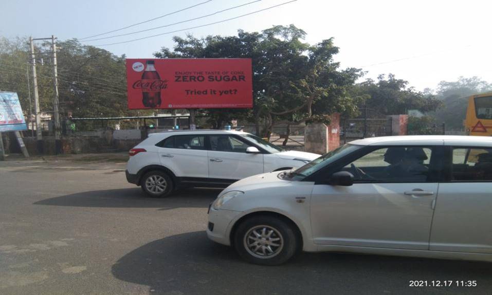 Outdoor Advertising image