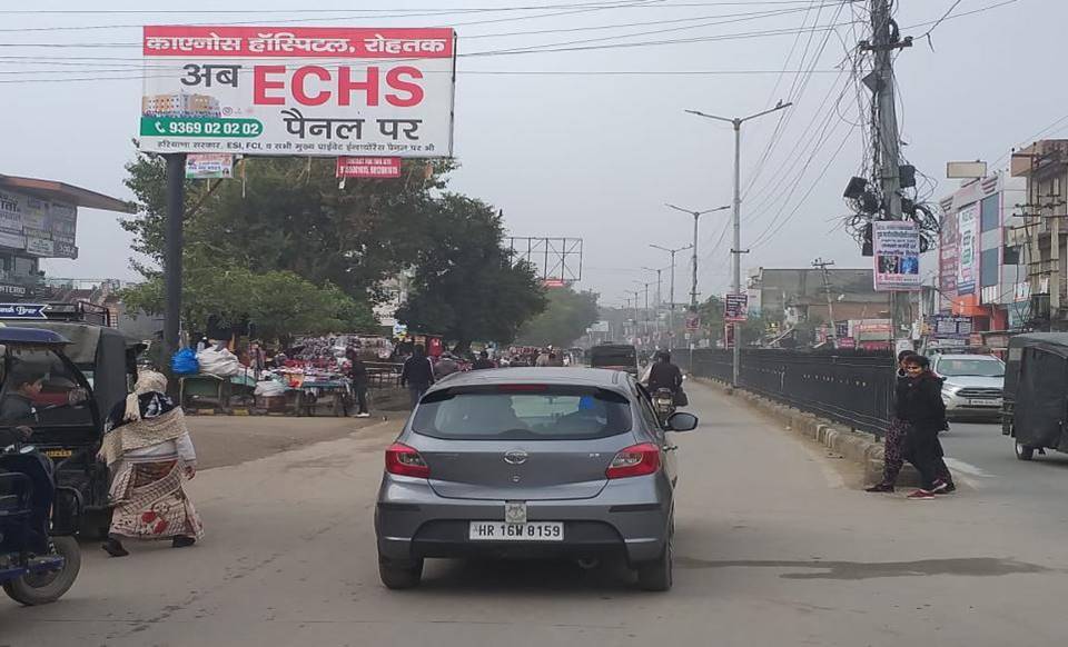 Outdoor Advertising image