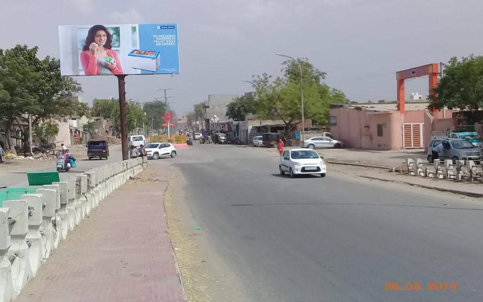 Outdoor Advertising image