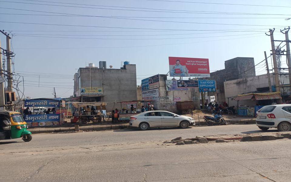 Outdoor Advertising image