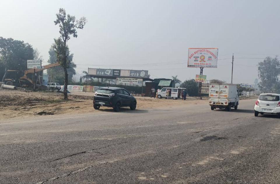 Outdoor Advertising image