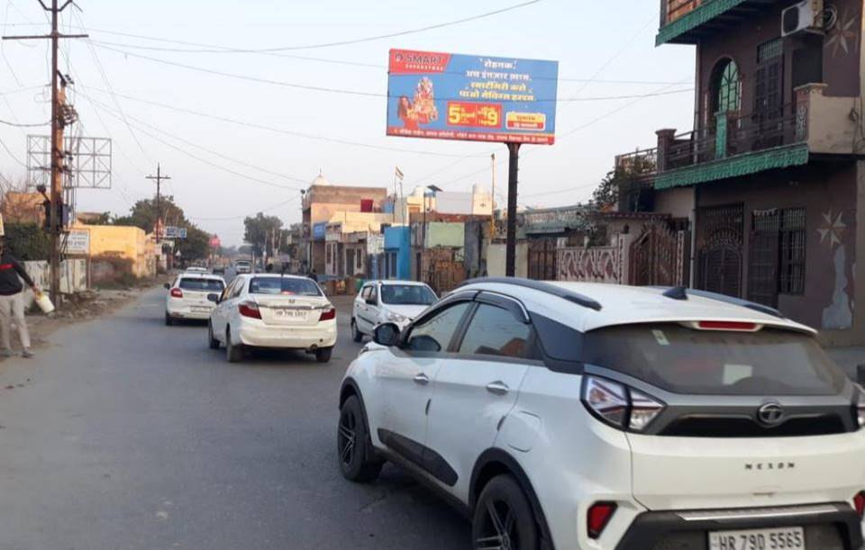 Outdoor Advertising image