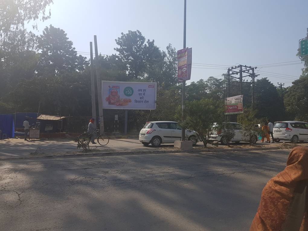 Outdoor Advertising image