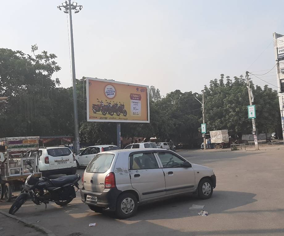 Outdoor Advertising image