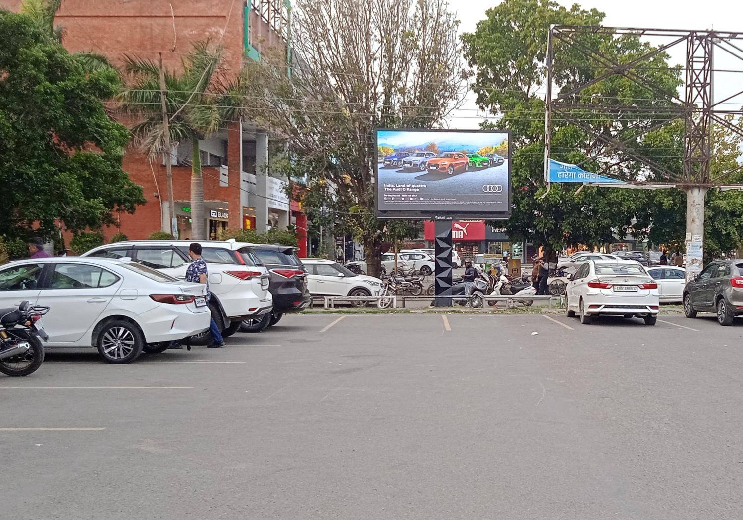 Outdoor Advertising image