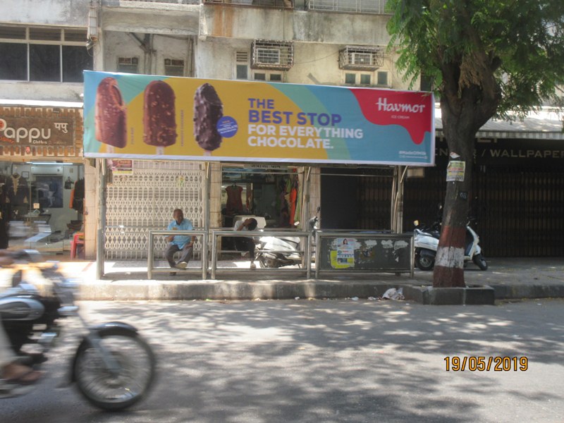 Outdoor Advertising image
