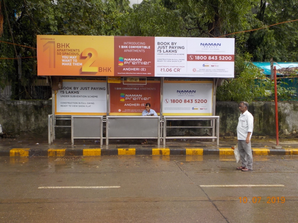 Outdoor Advertising image