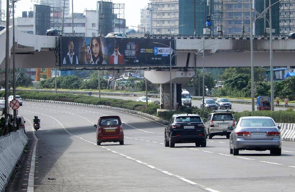 Outdoor Advertising image