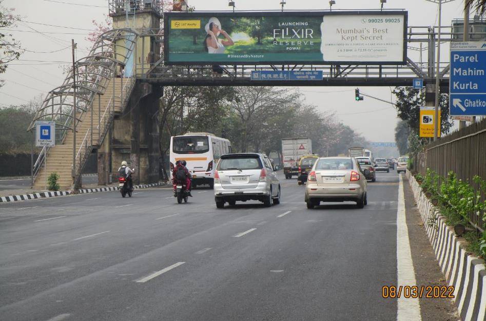 Outdoor Advertising image