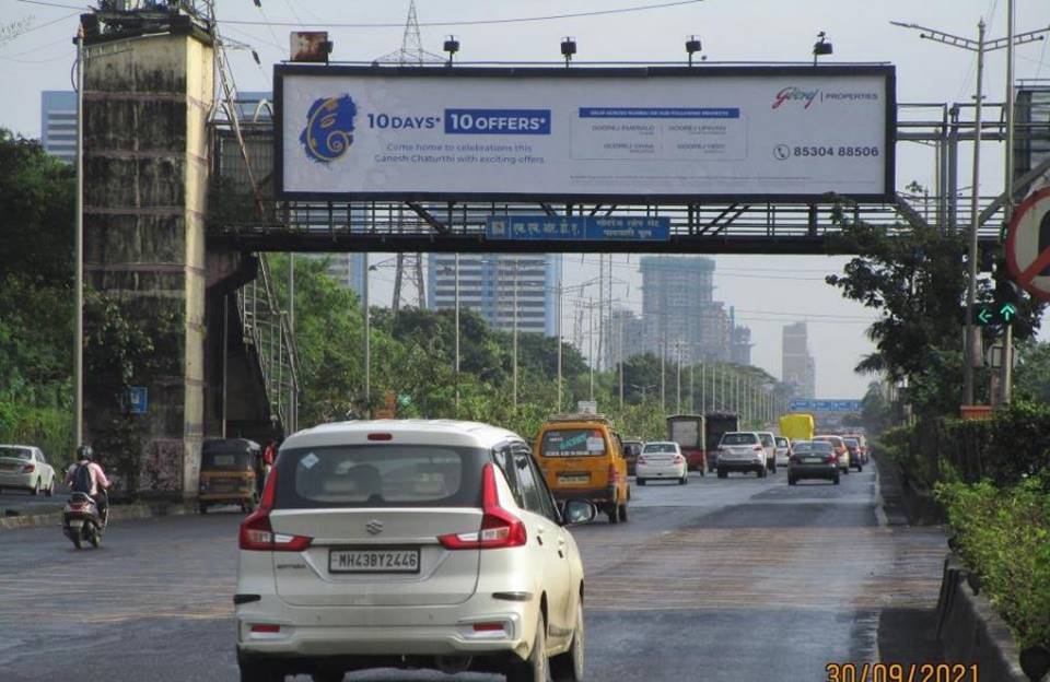 Outdoor Advertising image