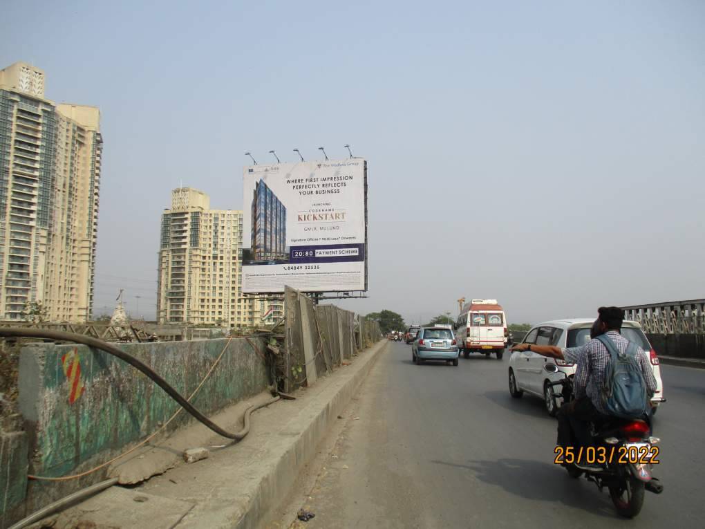Outdoor Advertising image