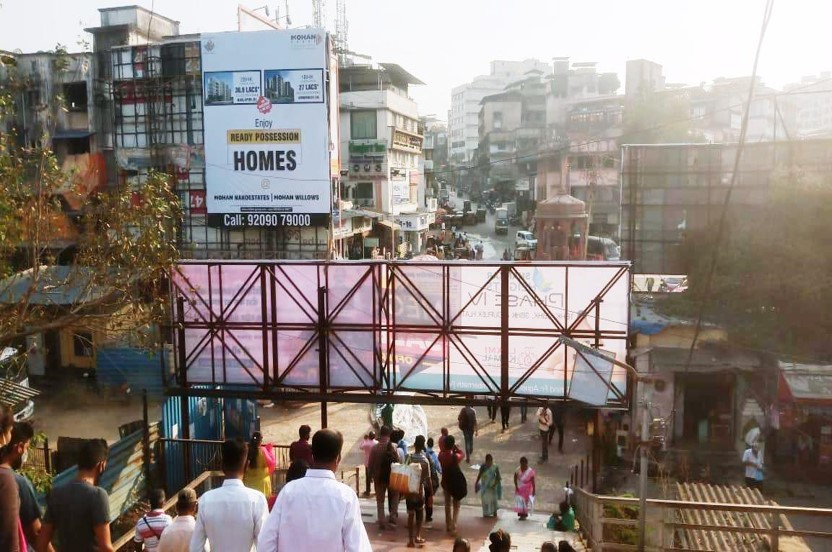 Outdoor Advertising image