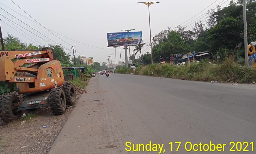 Outdoor Advertising image