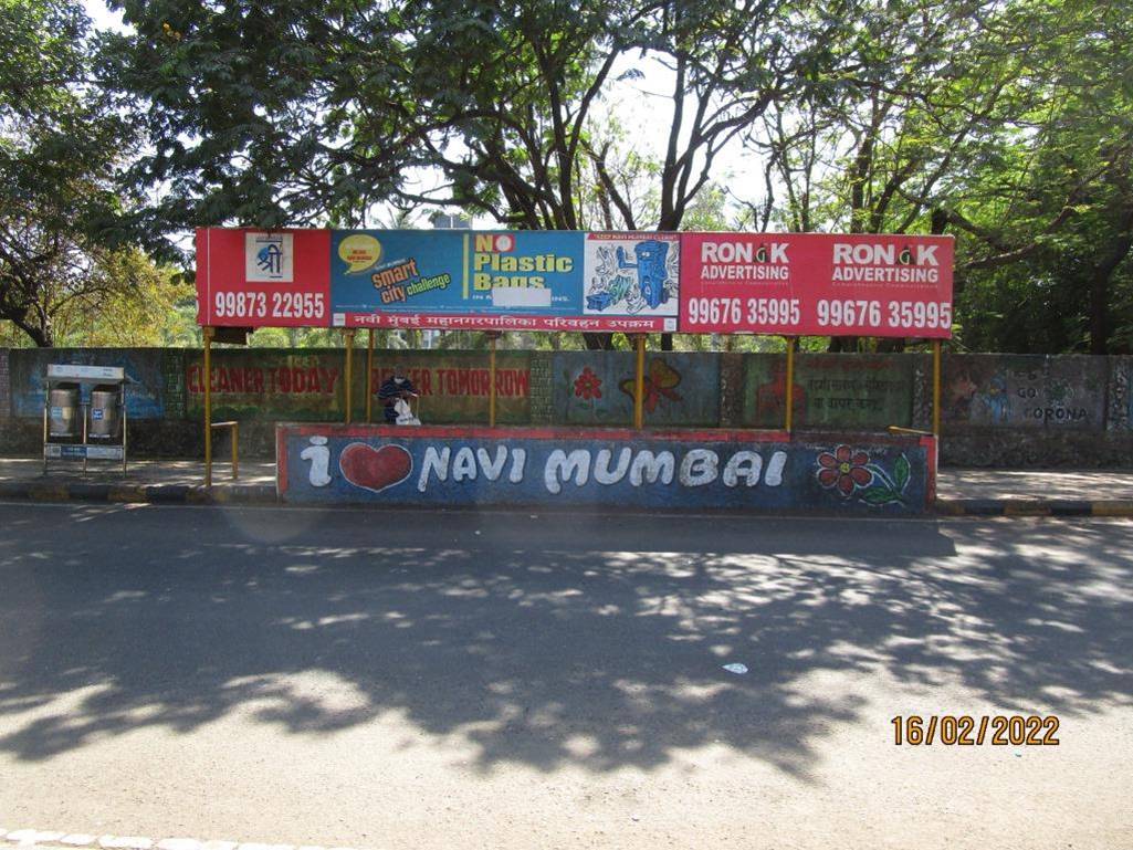 Outdoor Advertising image