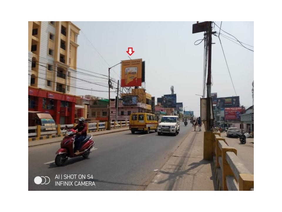 Outdoor Advertising image