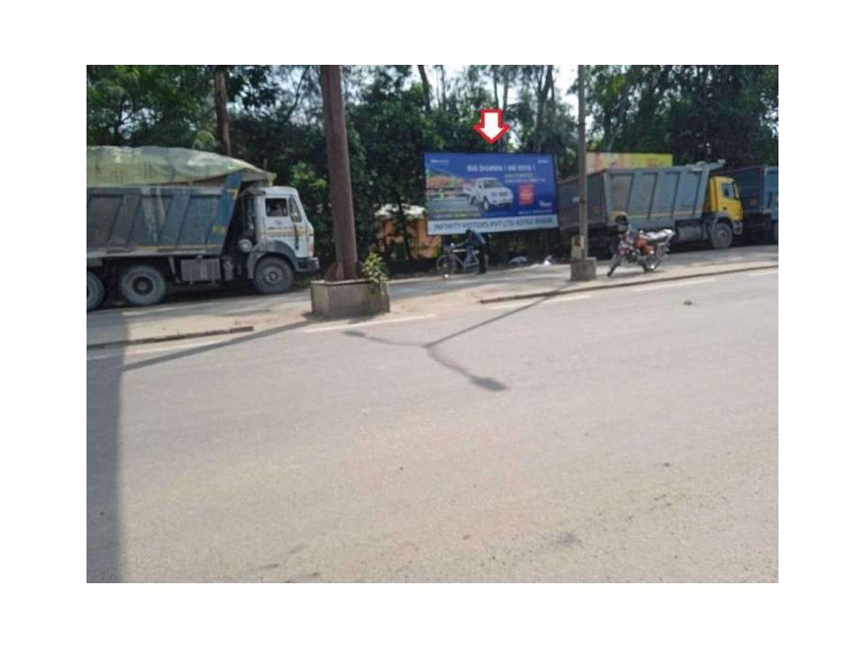 Outdoor Advertising image