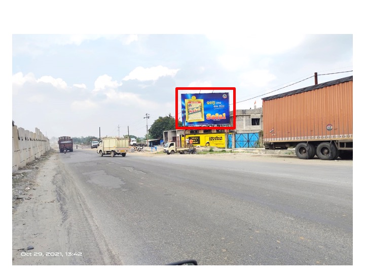 Outdoor Advertising image