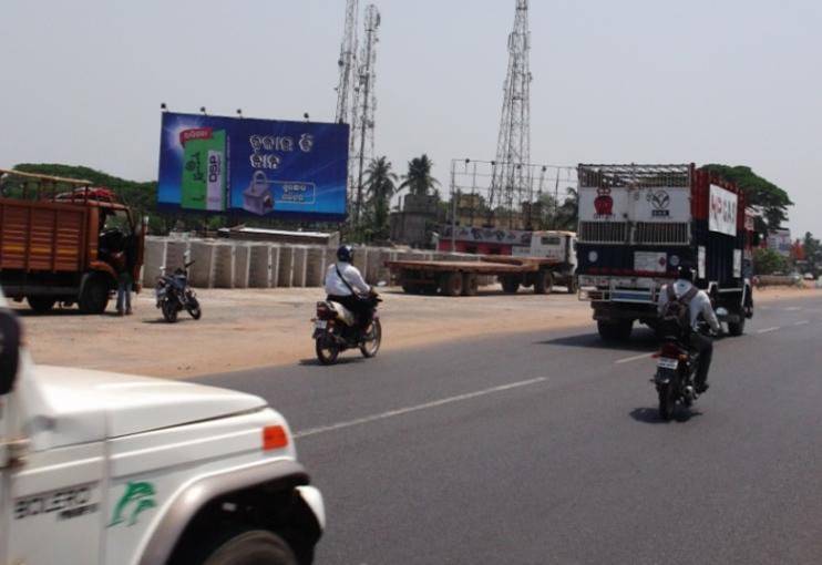 Outdoor Advertising image