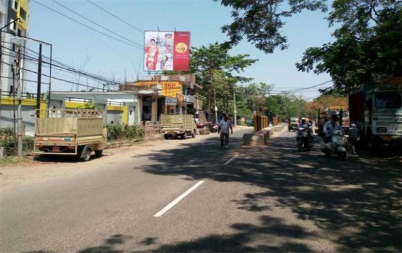 Outdoor Advertising image