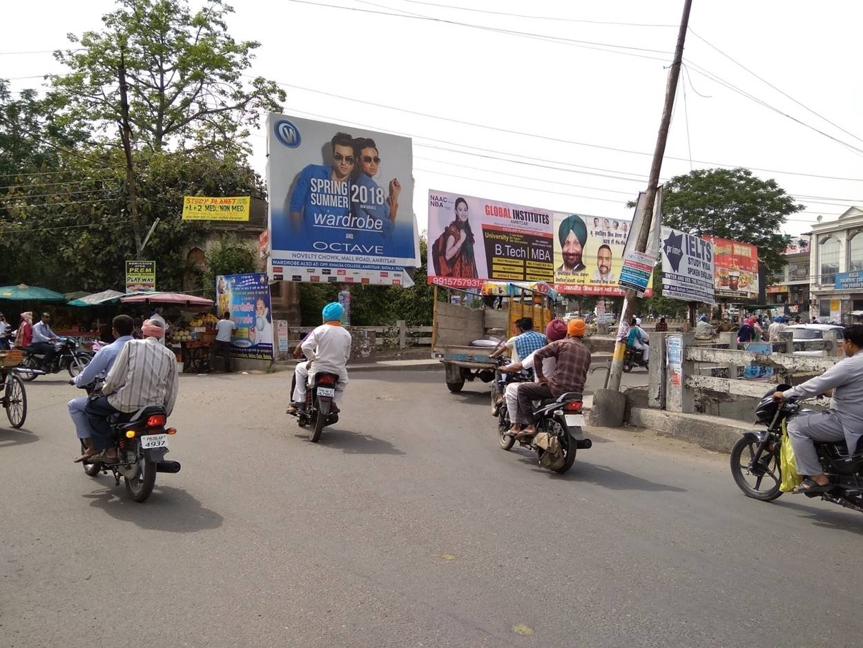 Outdoor Advertising image