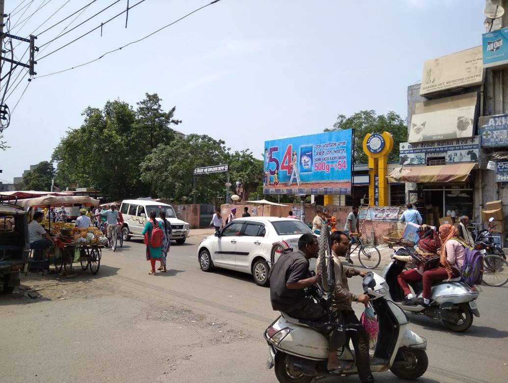 Outdoor Advertising image