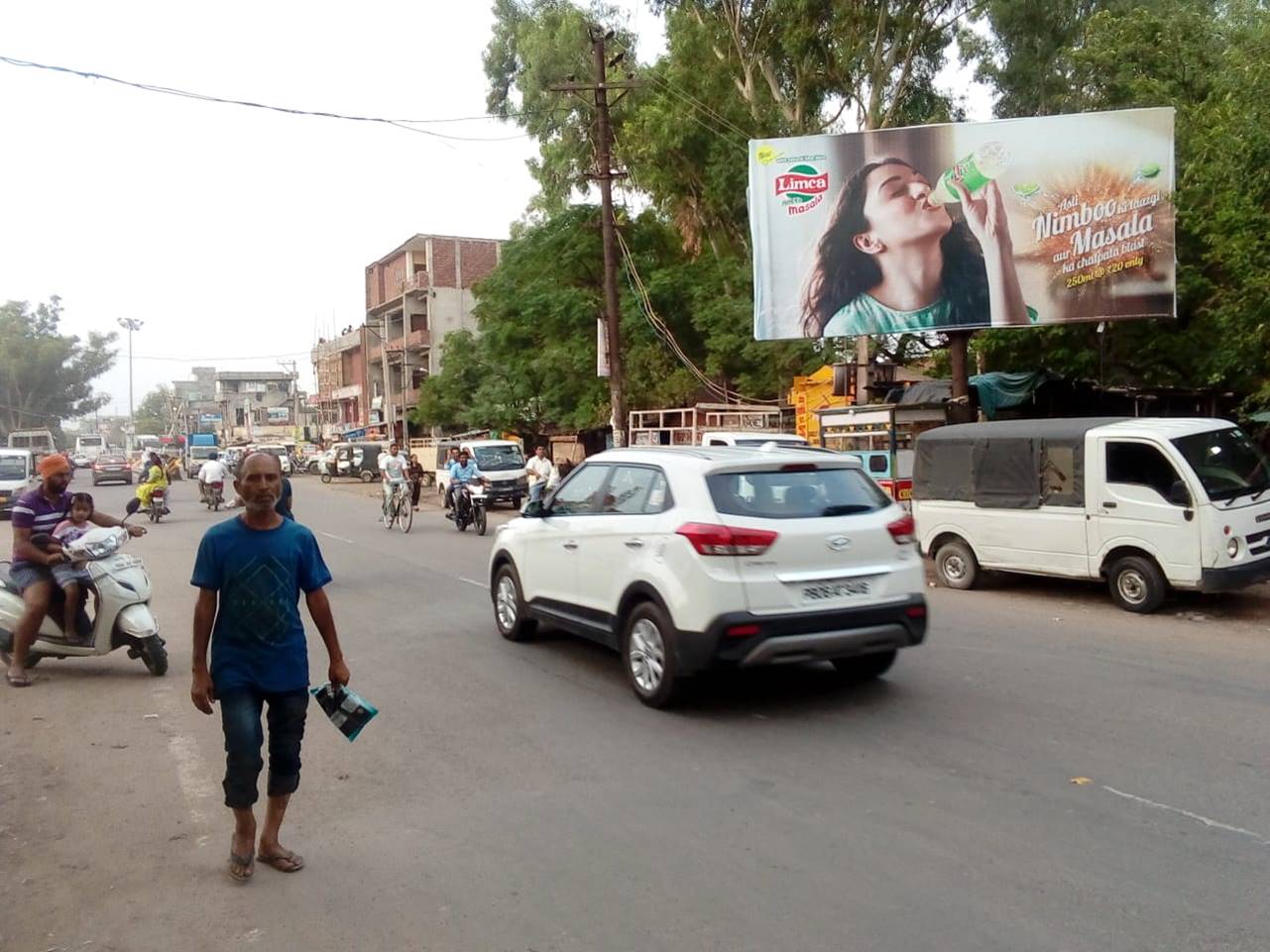 Outdoor Advertising image