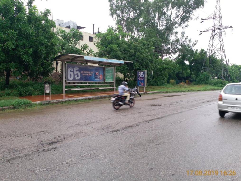 Outdoor Advertising image