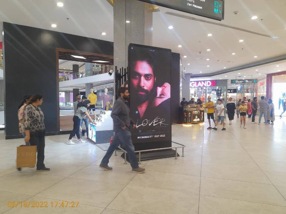 Outdoor Advertising image