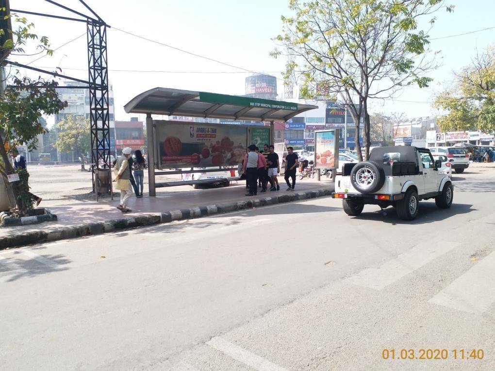 Outdoor Advertising image