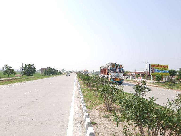 Outdoor Advertising image