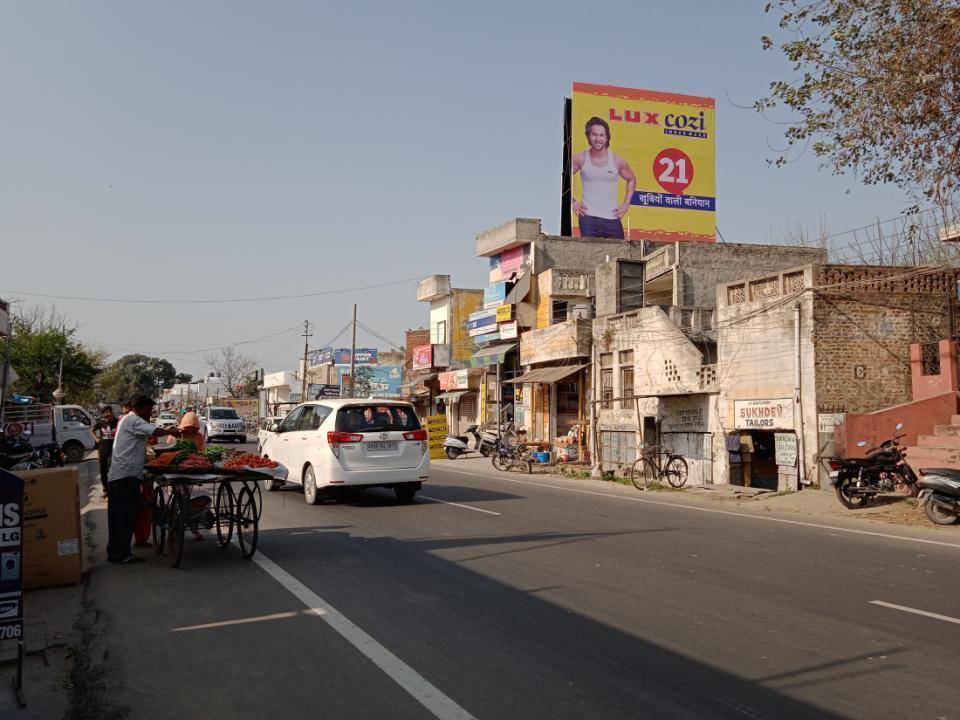 Outdoor Advertising image