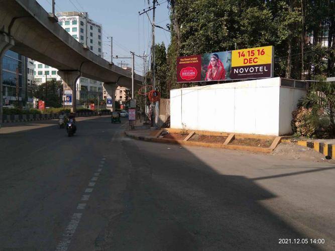 Outdoor Advertising image